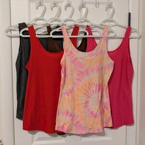 5 count bundle of tank tops No Boundaries size XL and 1 S